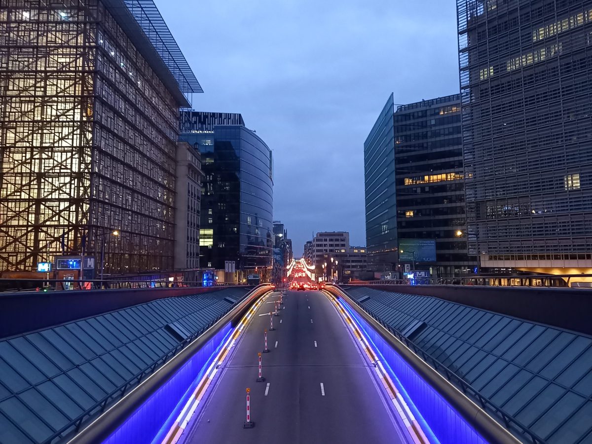 Dossier : Comprendre les enjeux sociaux autour de la nouvelle taxe kilométrique &laquo;&nbsp;Smartmove&nbsp;&raquo; à&nbsp;Bruxelles